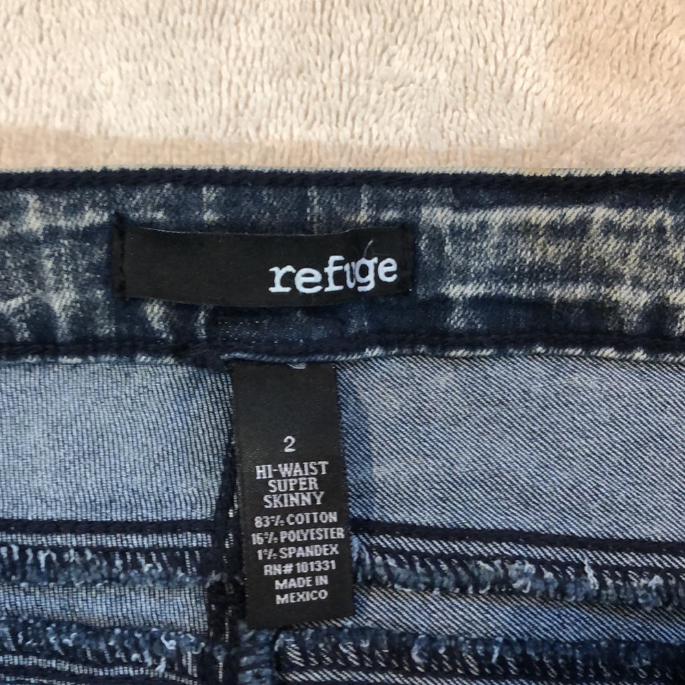 Jeans - Picture 3 of 6